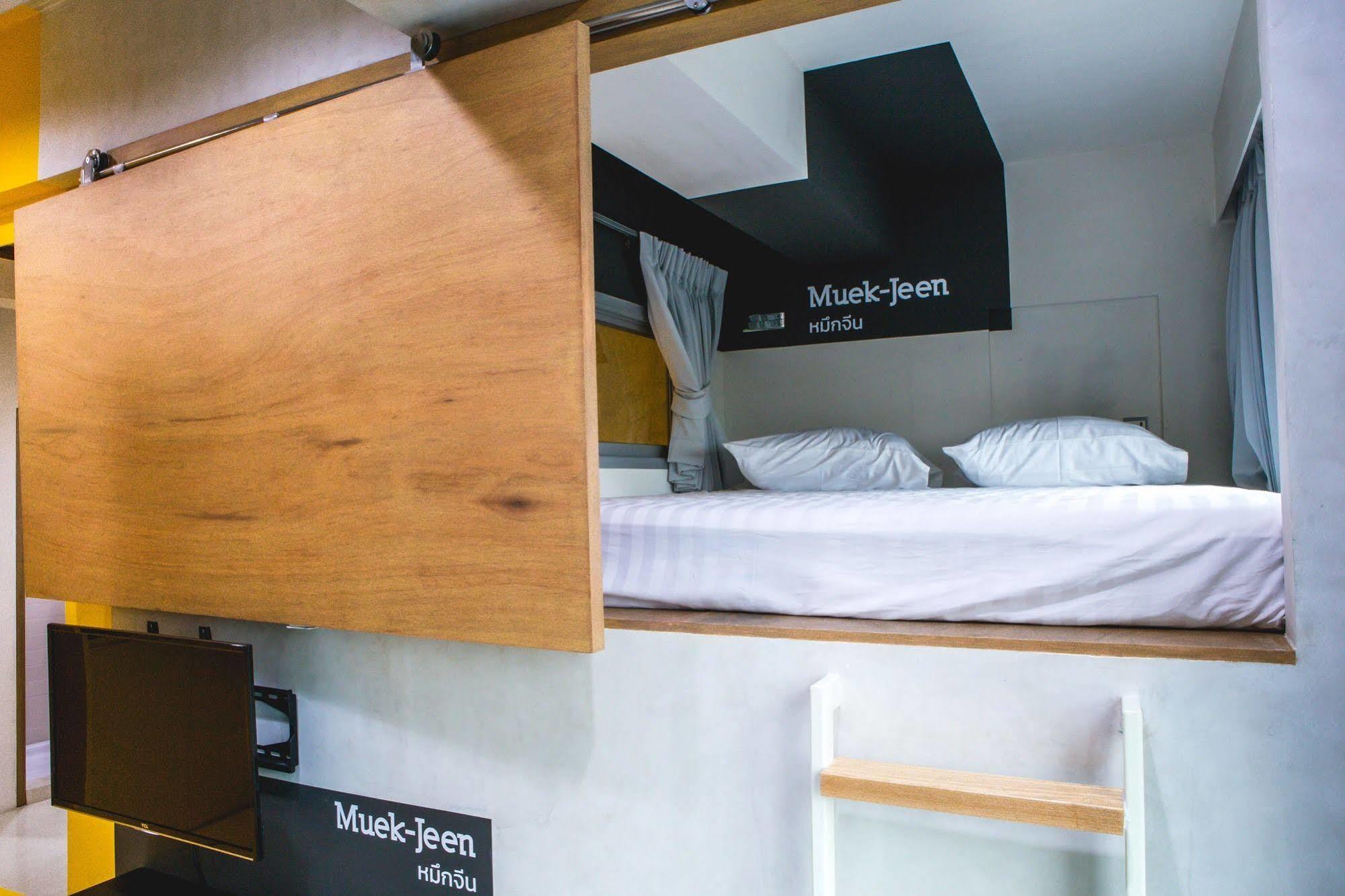 Bob Hostel บ็อบโฮสเทล Бангкок Екстер'єр фото