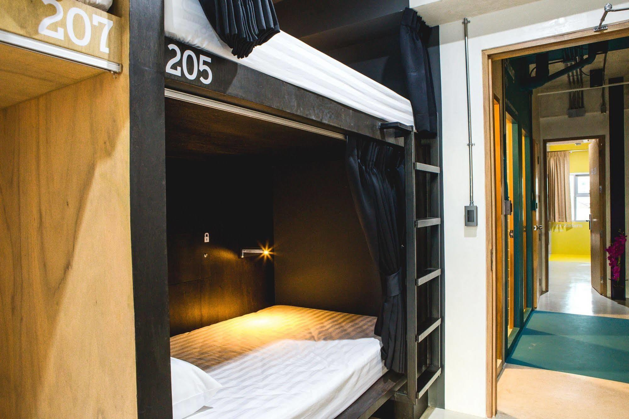 Bob Hostel บ็อบโฮสเทล Бангкок Екстер'єр фото