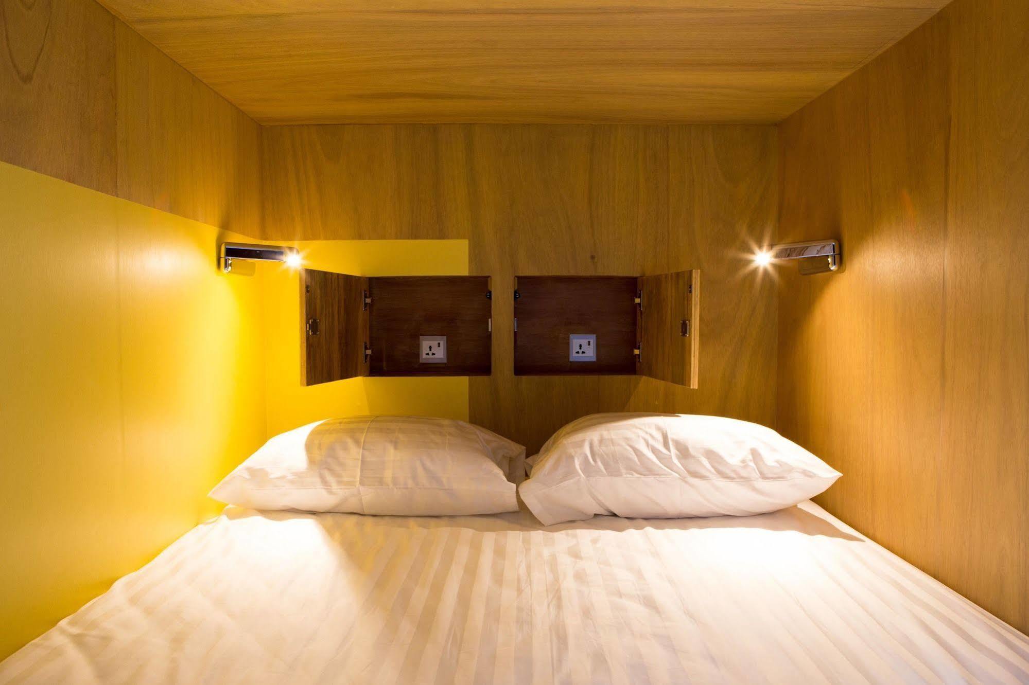 Bob Hostel บ็อบโฮสเทล Бангкок Екстер'єр фото